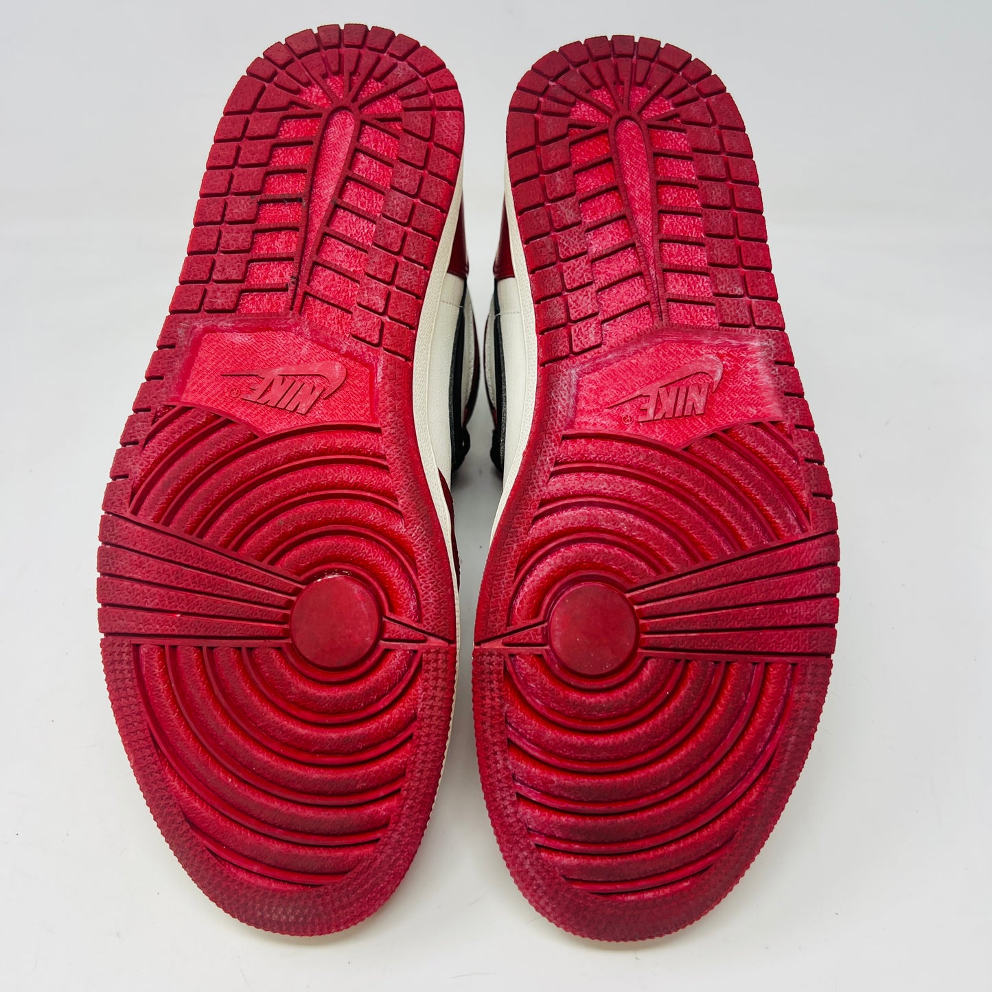 Jordan 1 Retro High OG Chicago Lost and Found