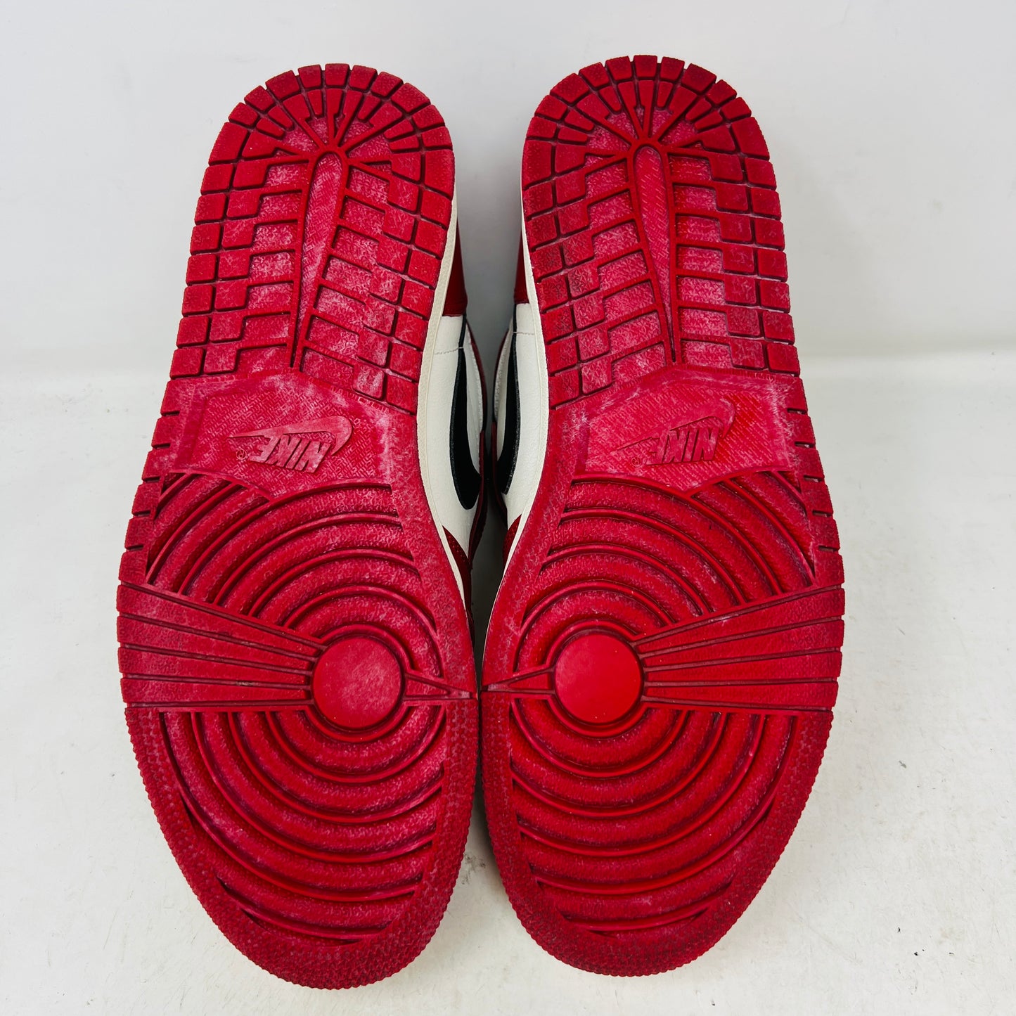 Jordan 1 Retro High OG Chicago Lost and Found