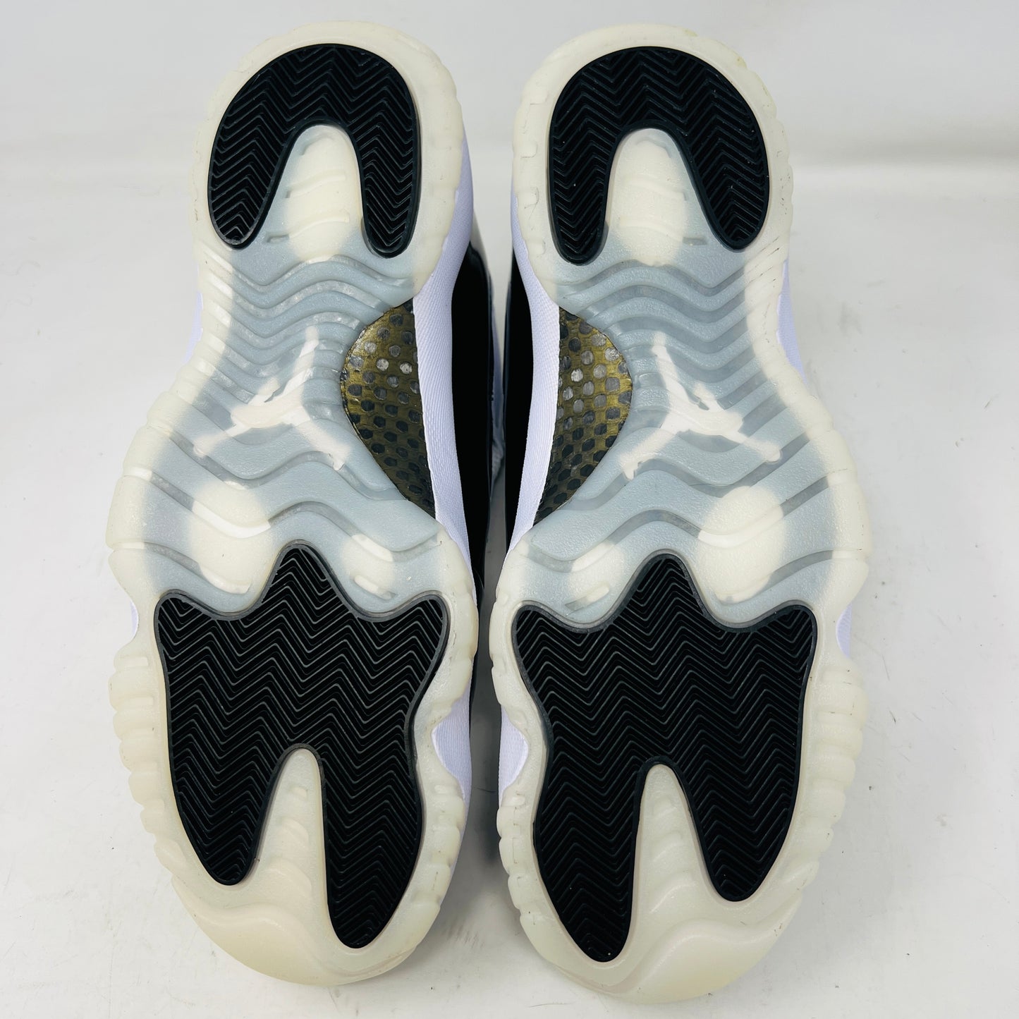 Jordan 11 Retro DMP Gratitude (2023)