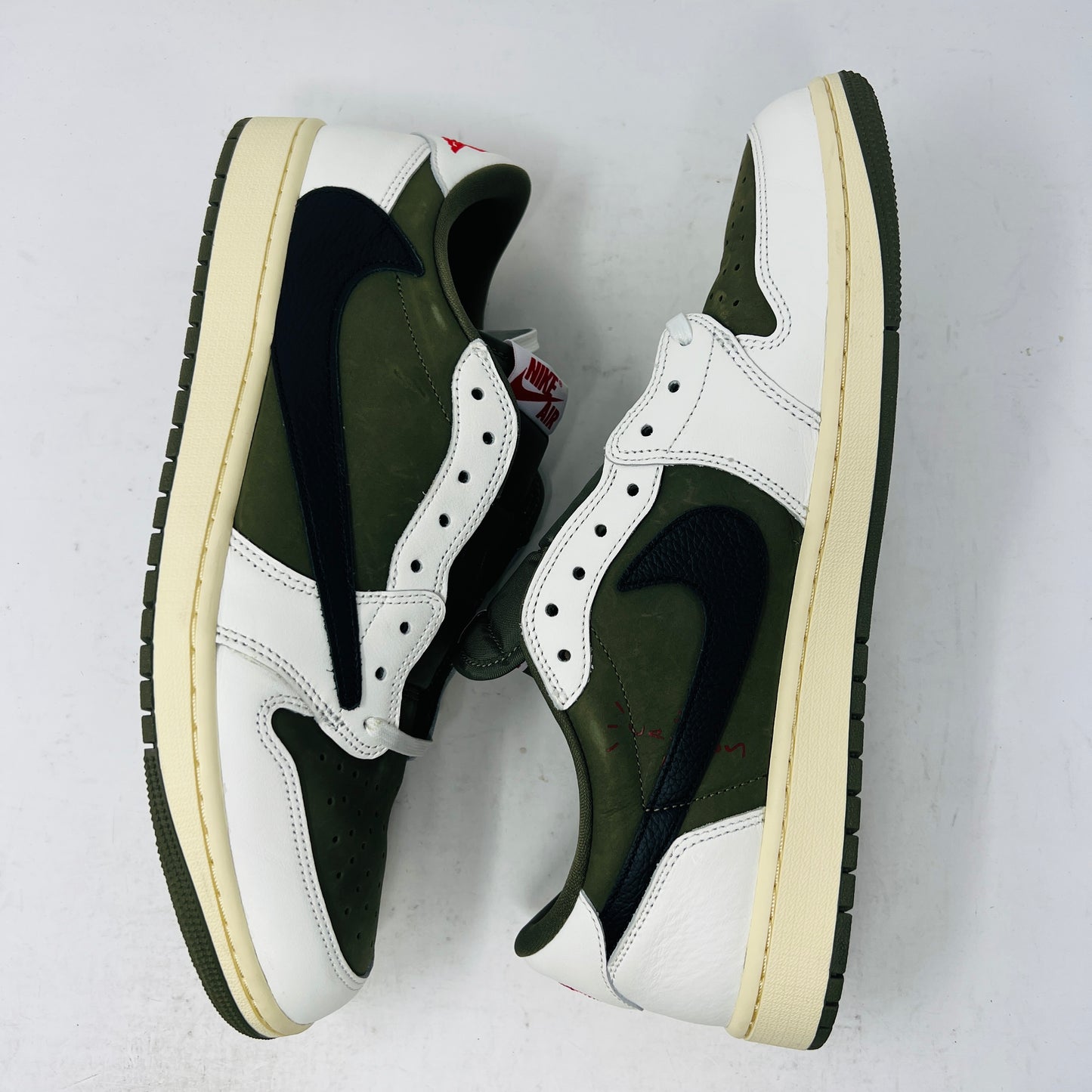 Jordan 1 Retro Low OG SP Travis Scott Medium Olive