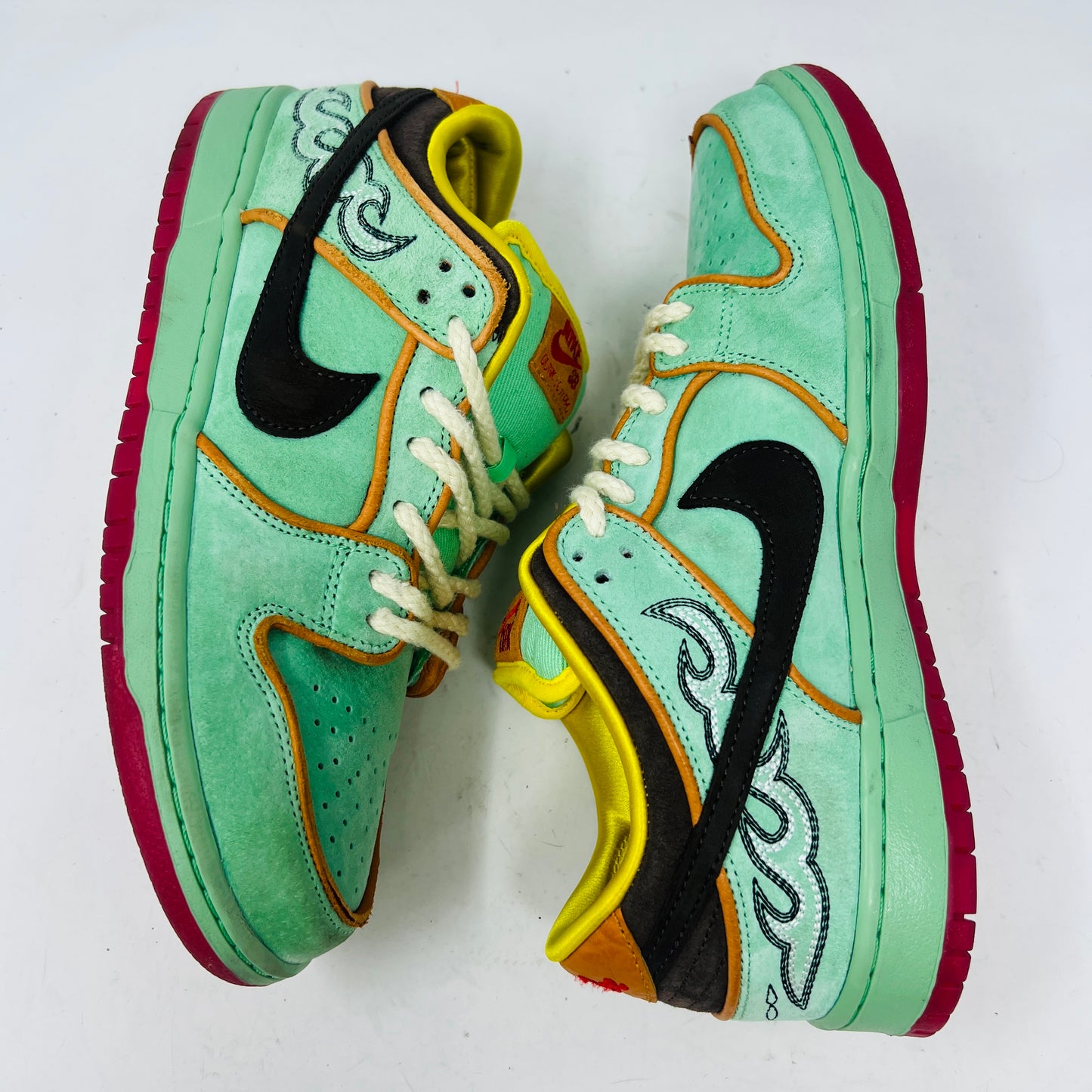 Nike SB Dunk Low Rodeo Tourmaline