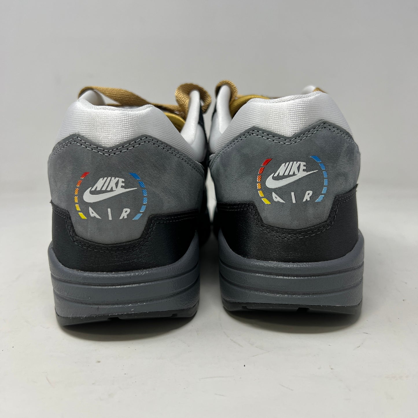 Nike Air Max 1 .SWOOSH Low Poly Big Head Mode