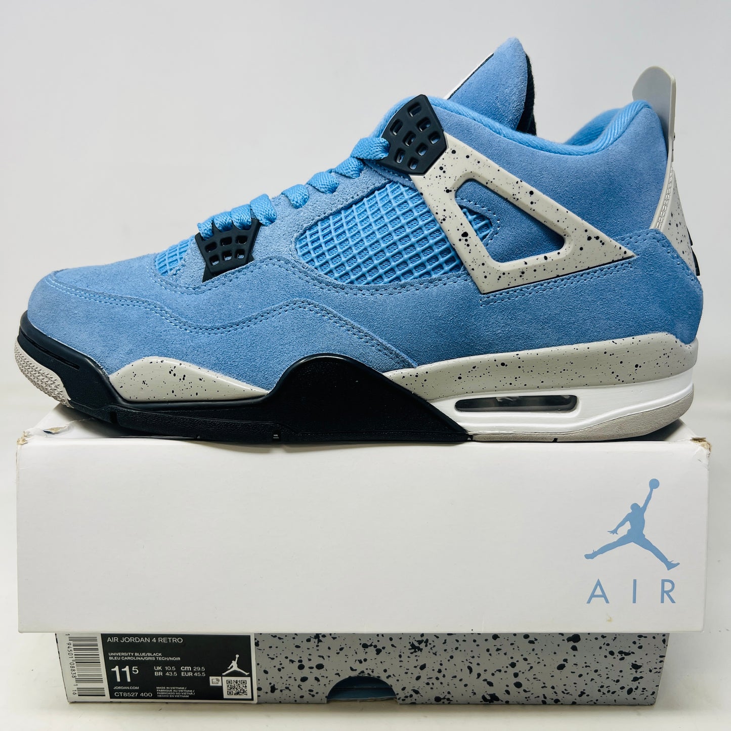 Jordan 4 Retro University Blue