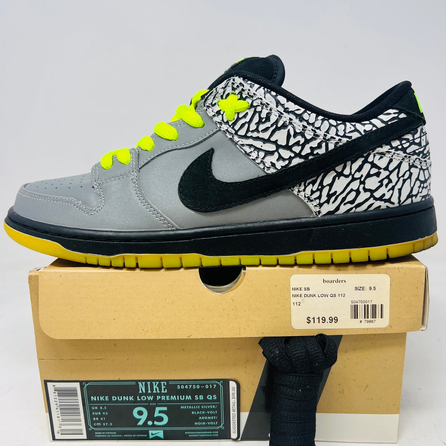 Nike SB Dunk Low DJ Clark Kent x Primitive 112