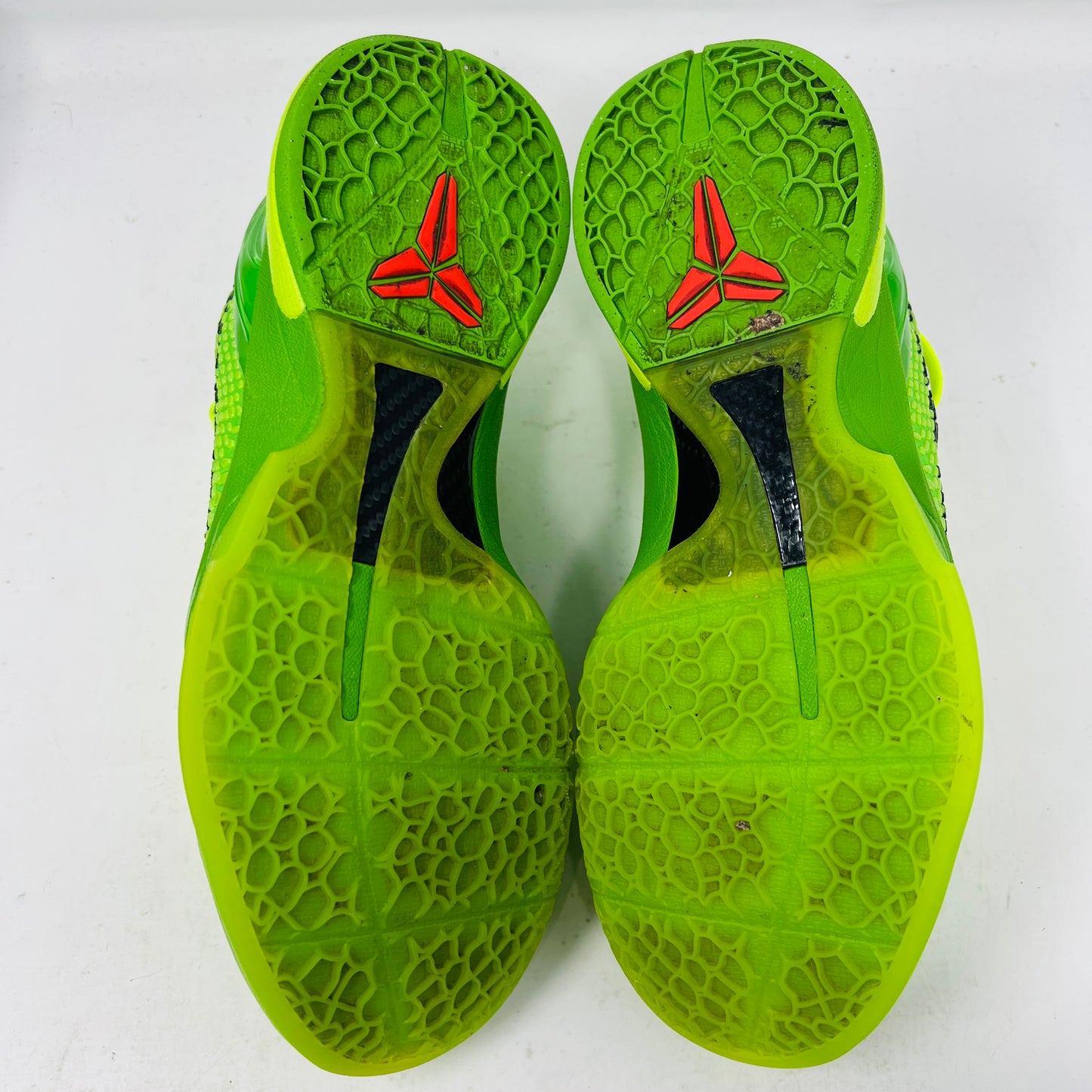 Nike Kobe 6 Protro Grinch (2020)