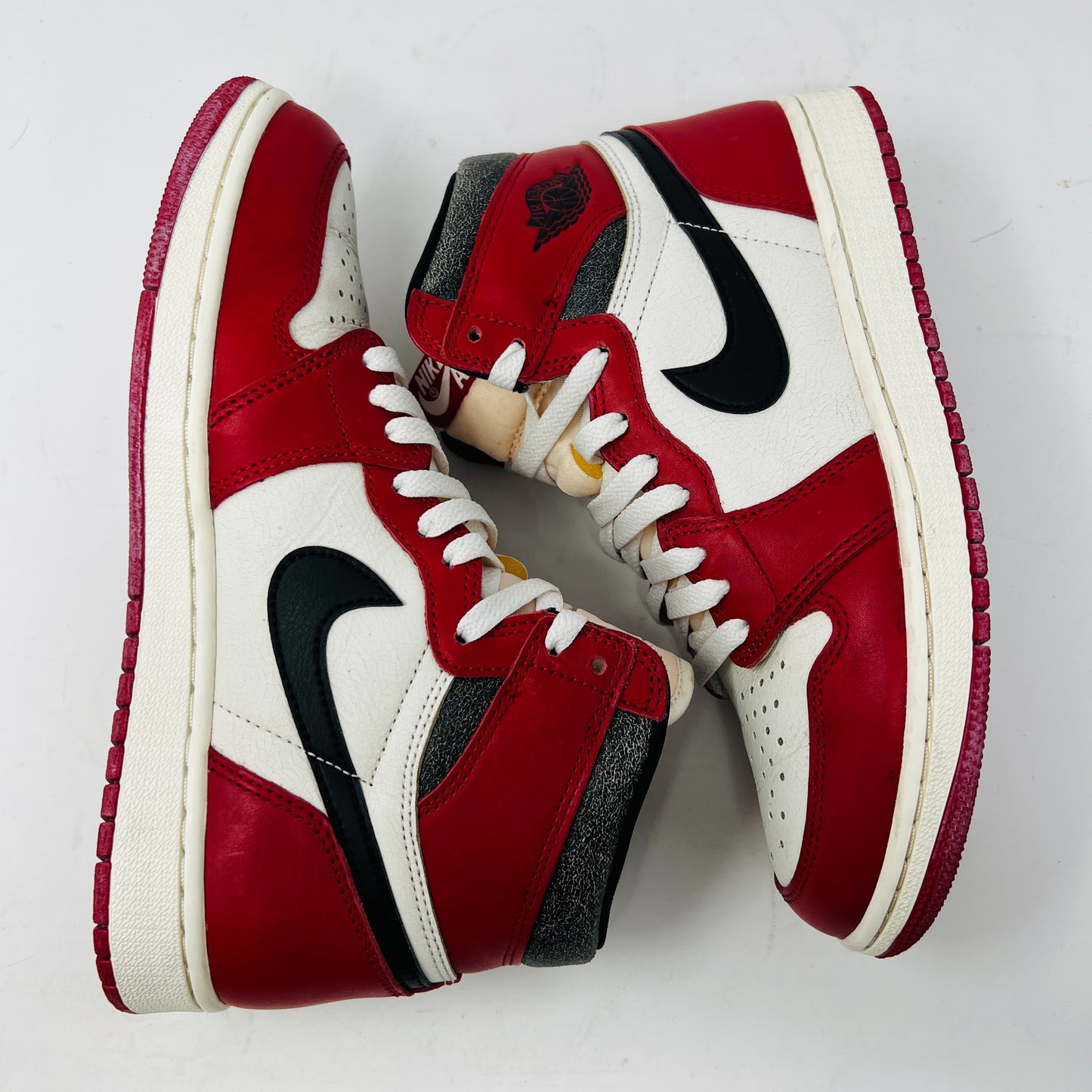 Jordan 1 Retro High OG Chicago Lost and Found