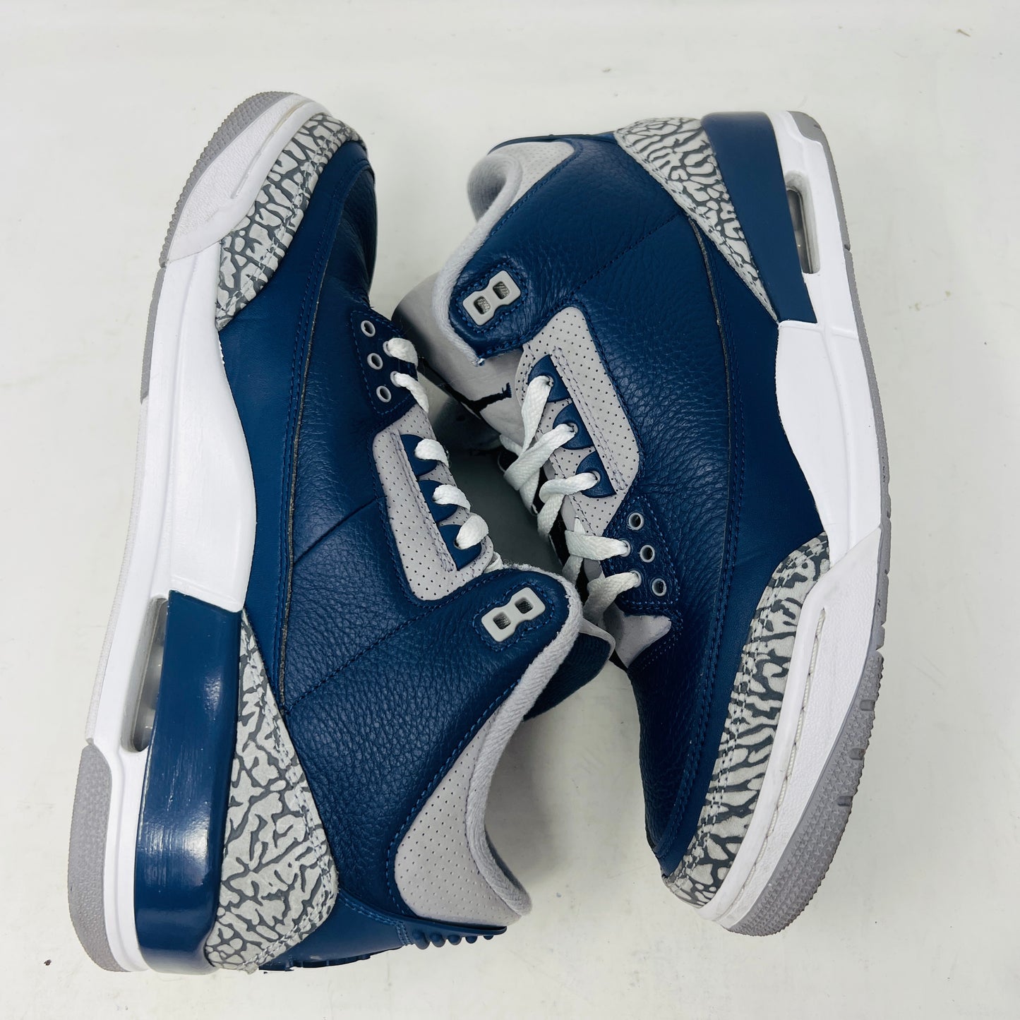 Jordan 3 Retro Georgetown (2021)