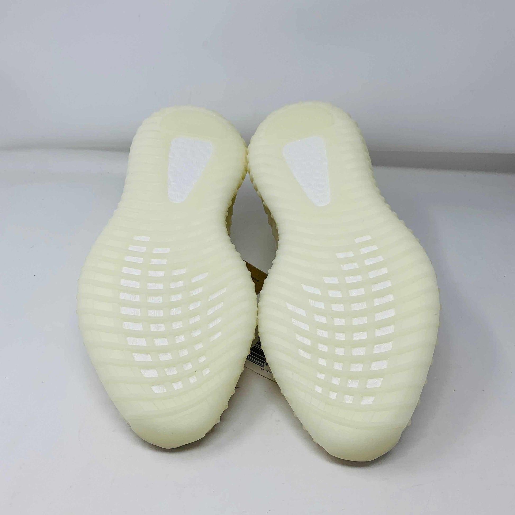 Yeezy 350 V2 Bone sneakers, brand new, good box condition, 2022 release.