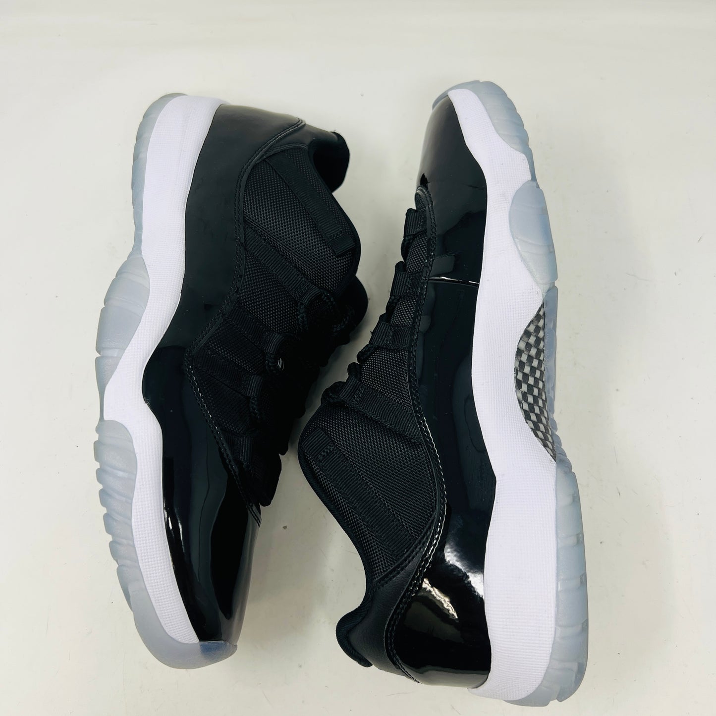 Jordan 11 Retro Low Space Jam