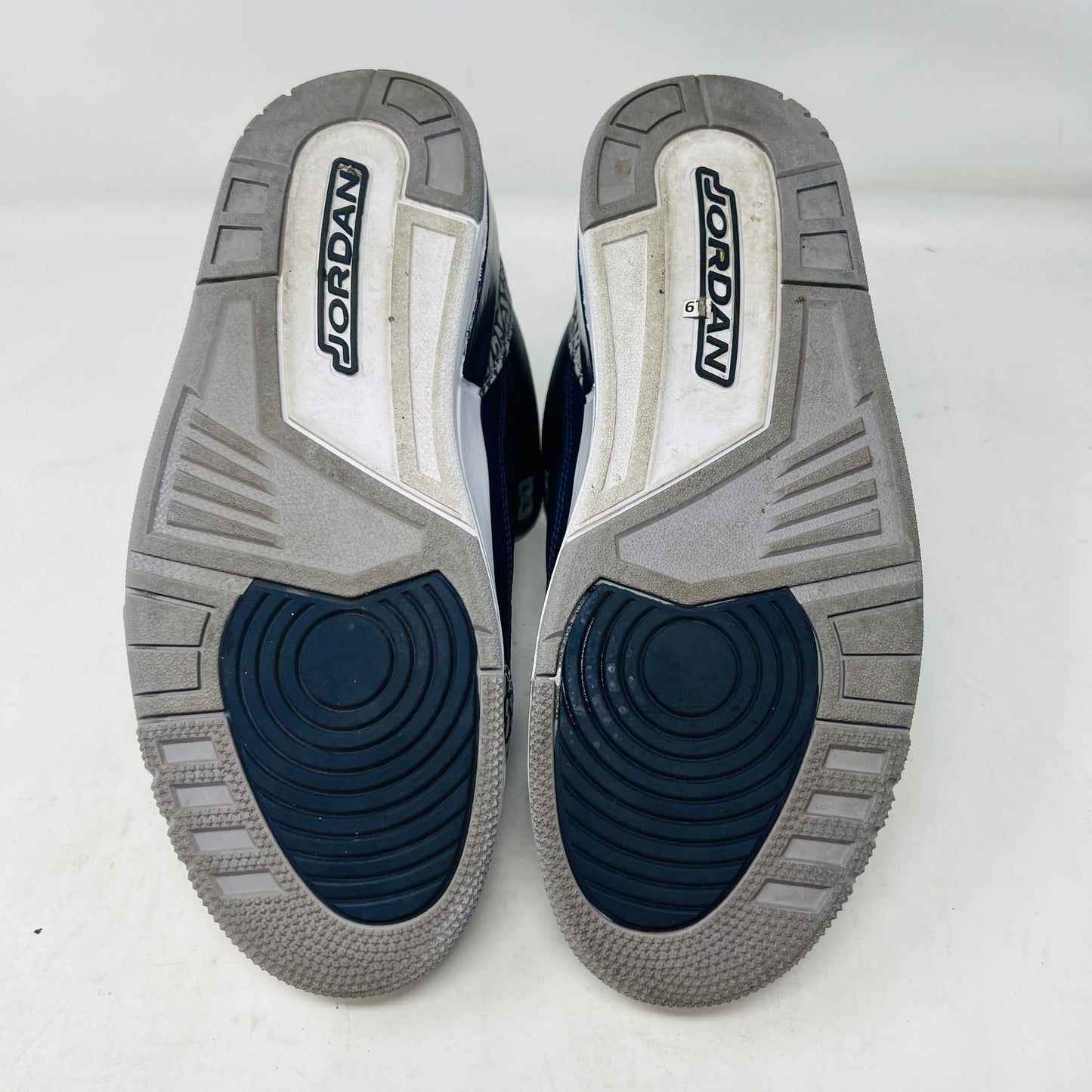 Jordan 3 Retro Georgetown (2021)