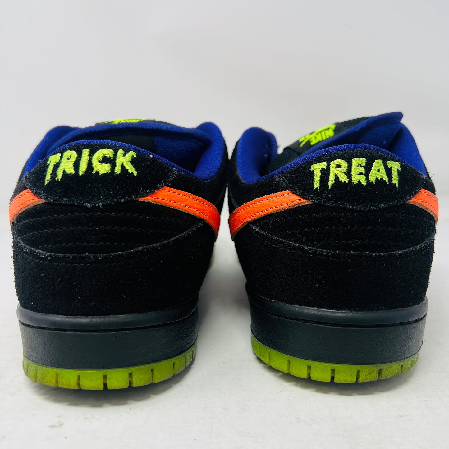 Nike SB Dunk Low Night of Mischief Halloween
