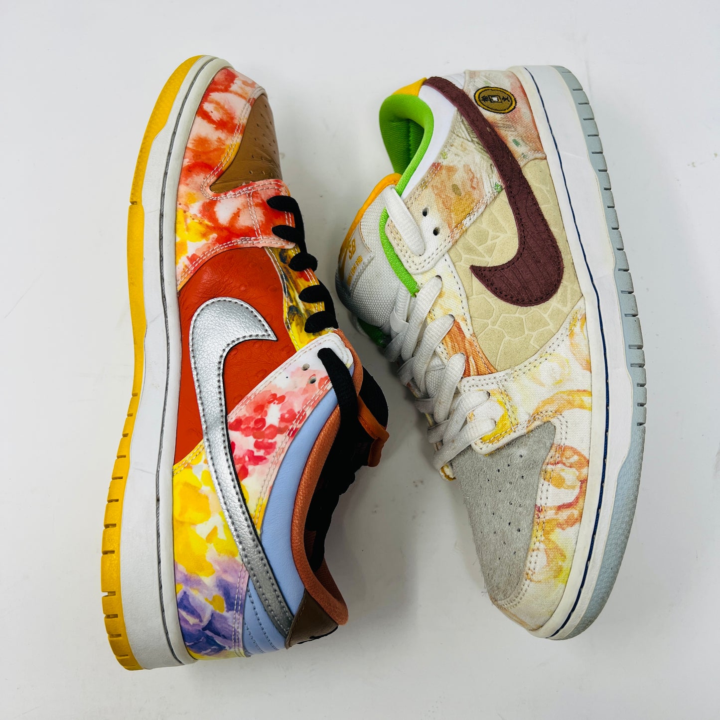 Nike SB Dunk Low Street Hawker (2021)