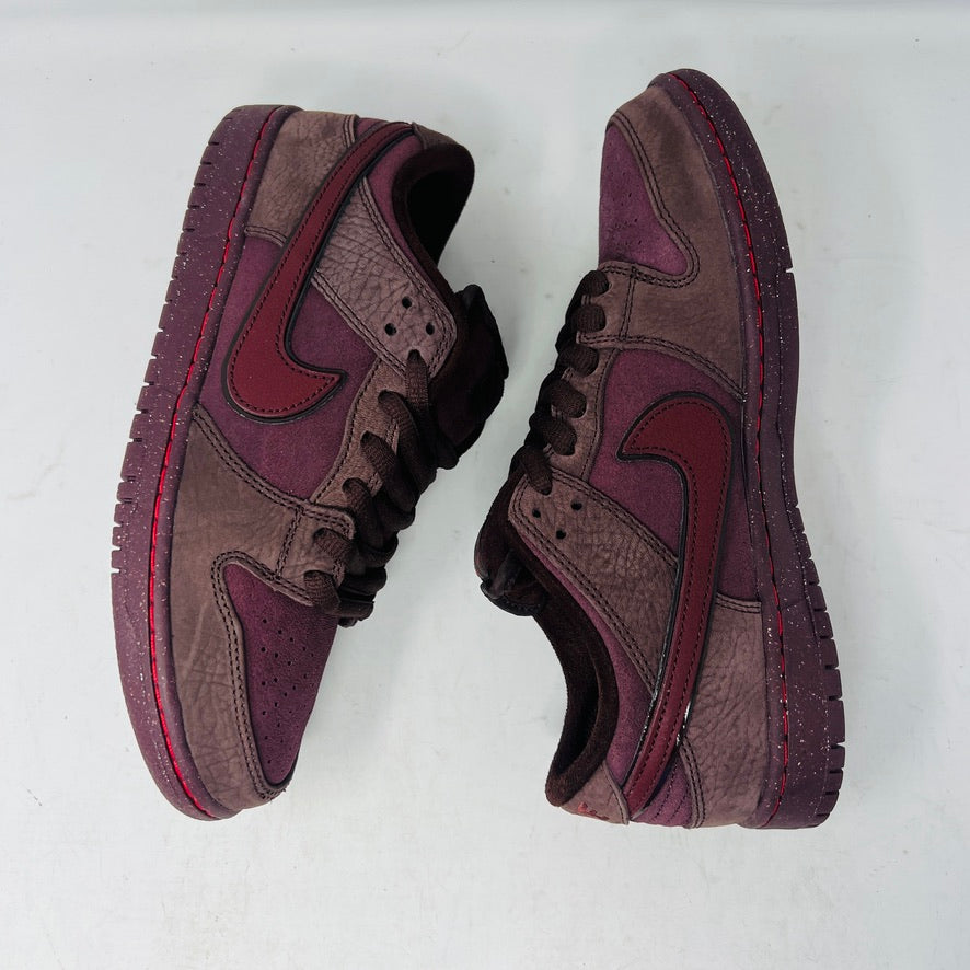 Nike SB Dunk Low City of Love Burgundy Crush