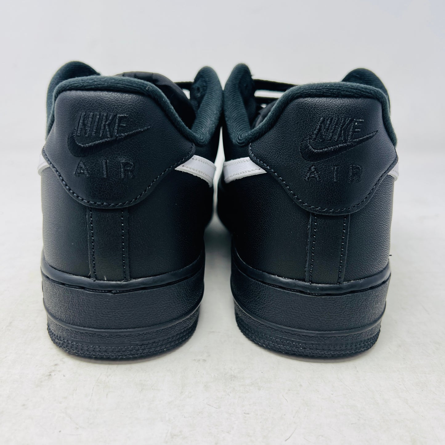 Nike Air Force 1 Low Supreme Black White