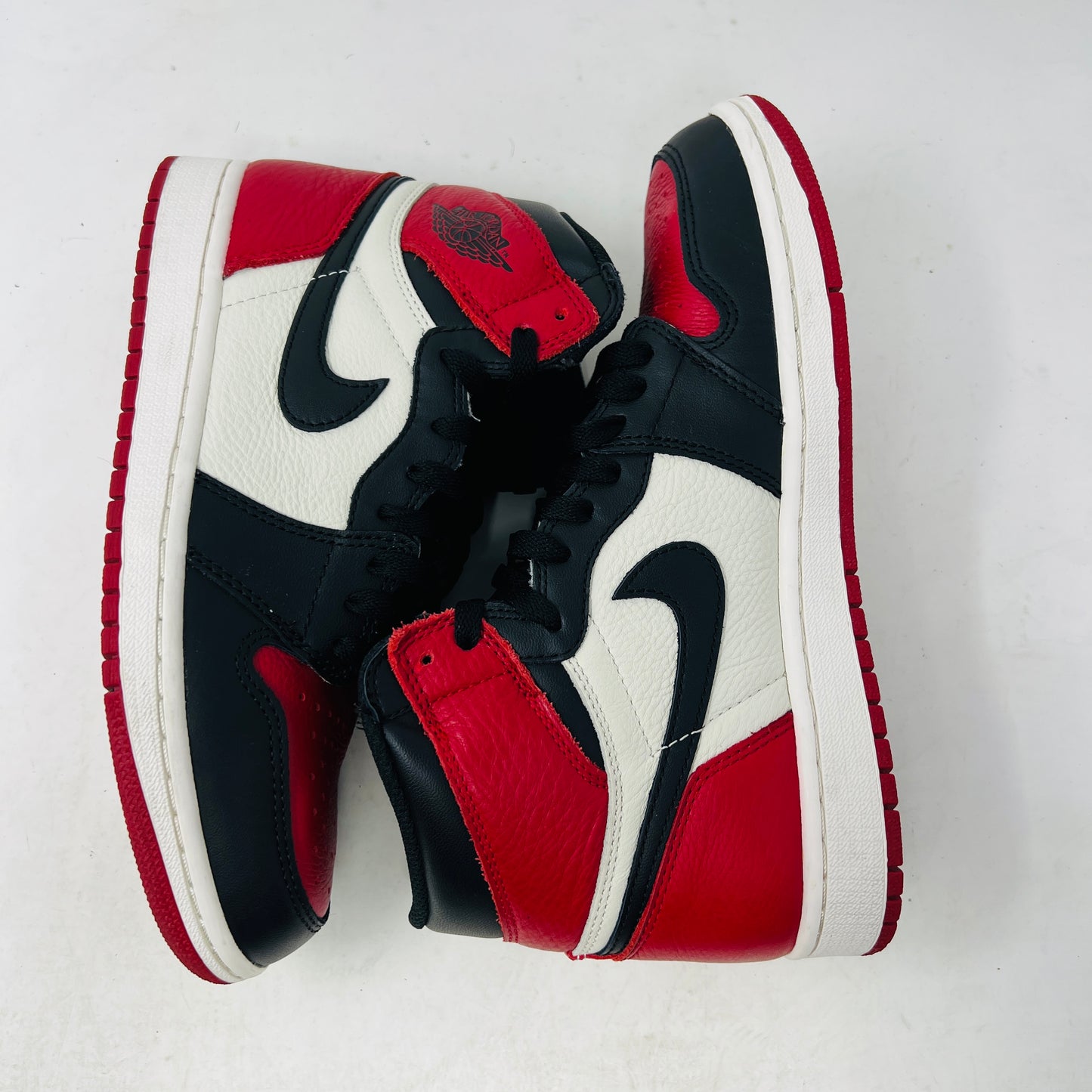 Jordan 1 Retro High Bred Toe