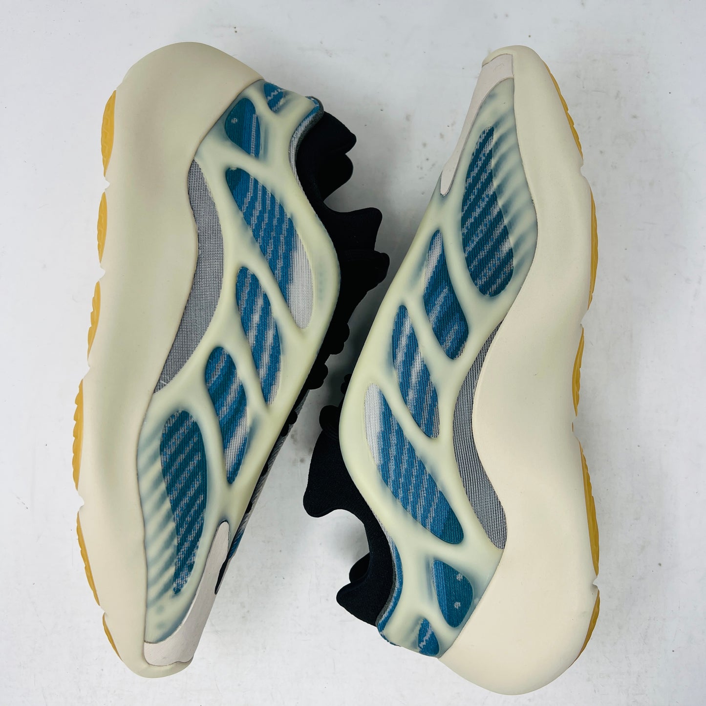 adidas Yeezy 700 V3 Kyanite