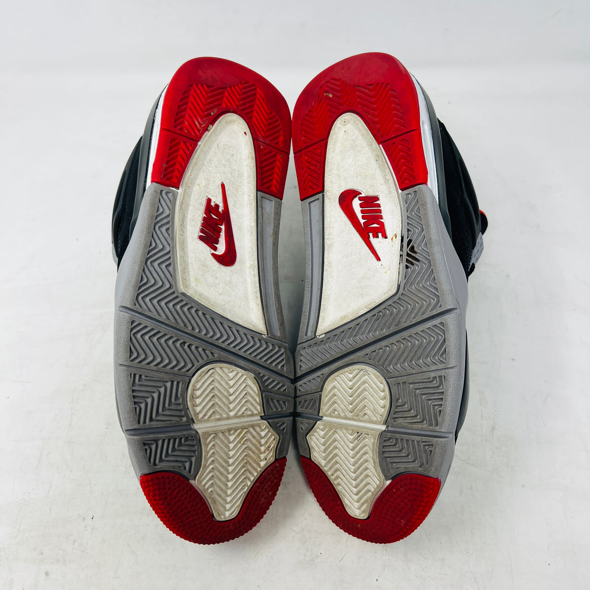 Jordan 4 Retro Bred (2019)