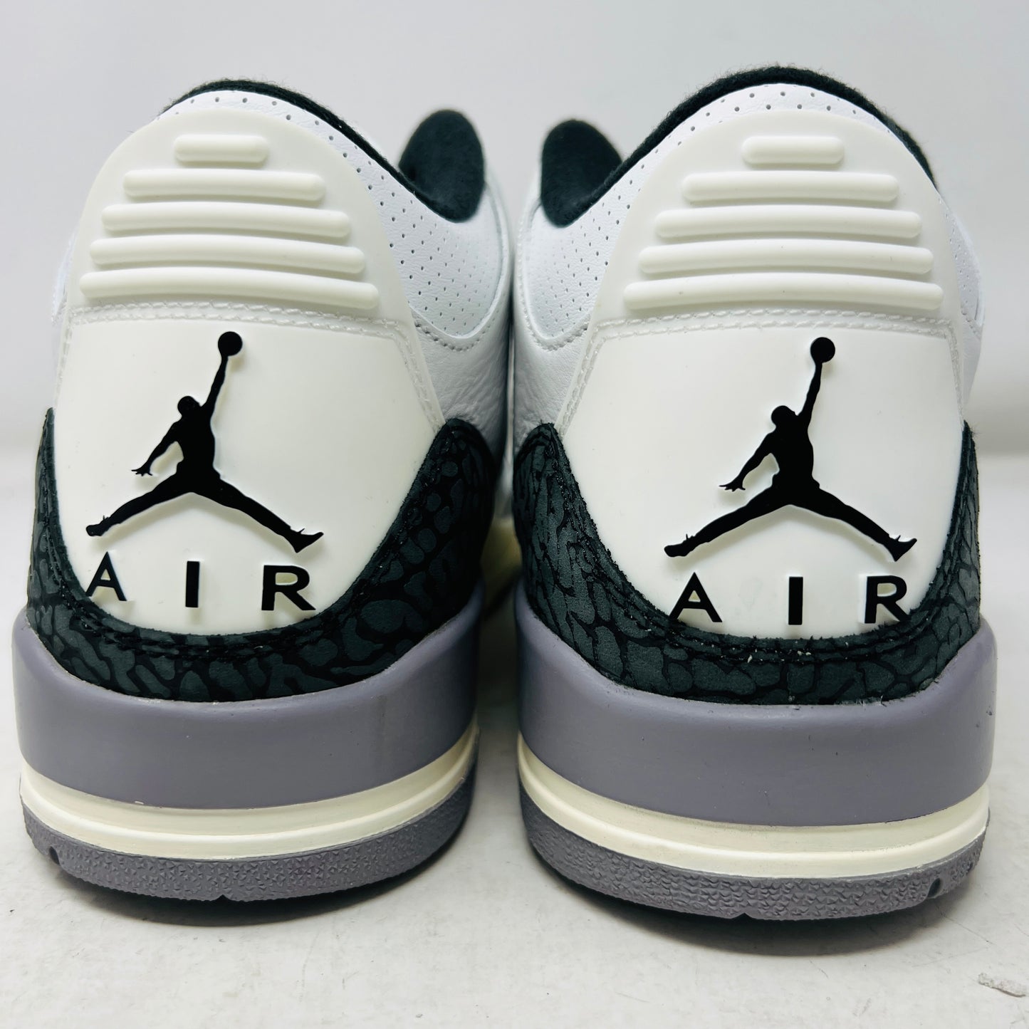 Jordan 3 Retro Cement Grey