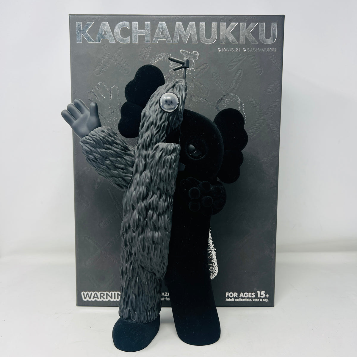 KAWS KACHAMUKKU Vinyl Figure Black