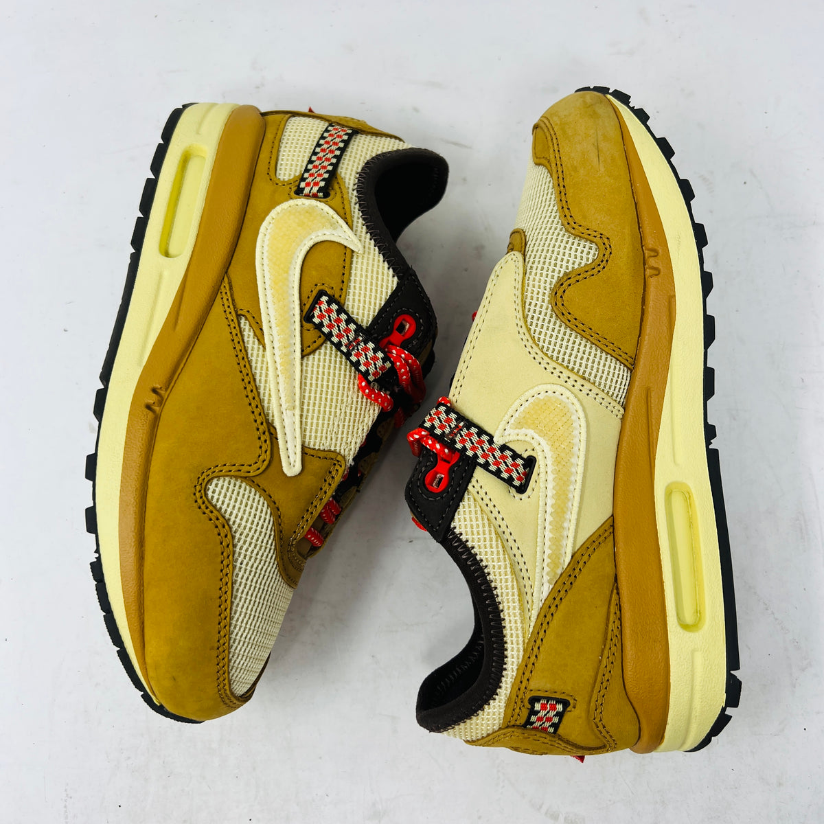 Nike Air Max 1 Travis Scott Cactus Jack Wheat Lemon Drop