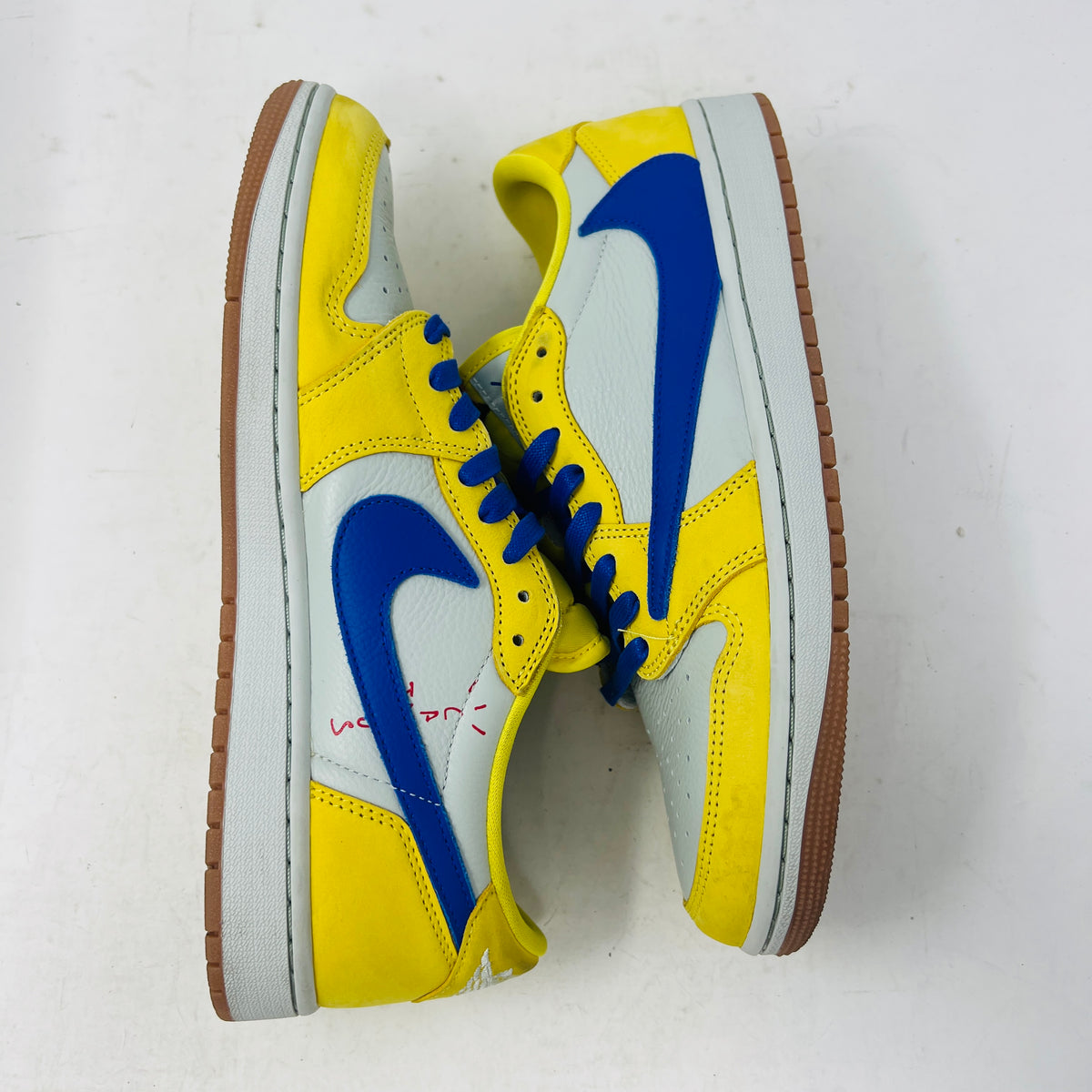 Jordan 1 Retro Low OG SP Travis Scott Canary (Women's)
