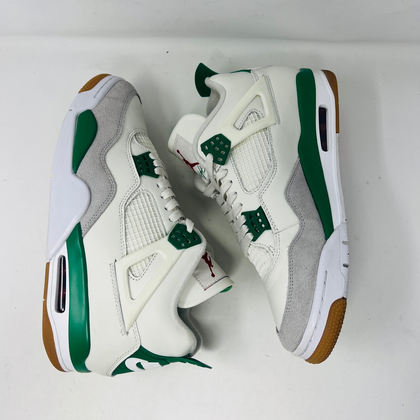 Jordan 4 Retro SB Pine Green