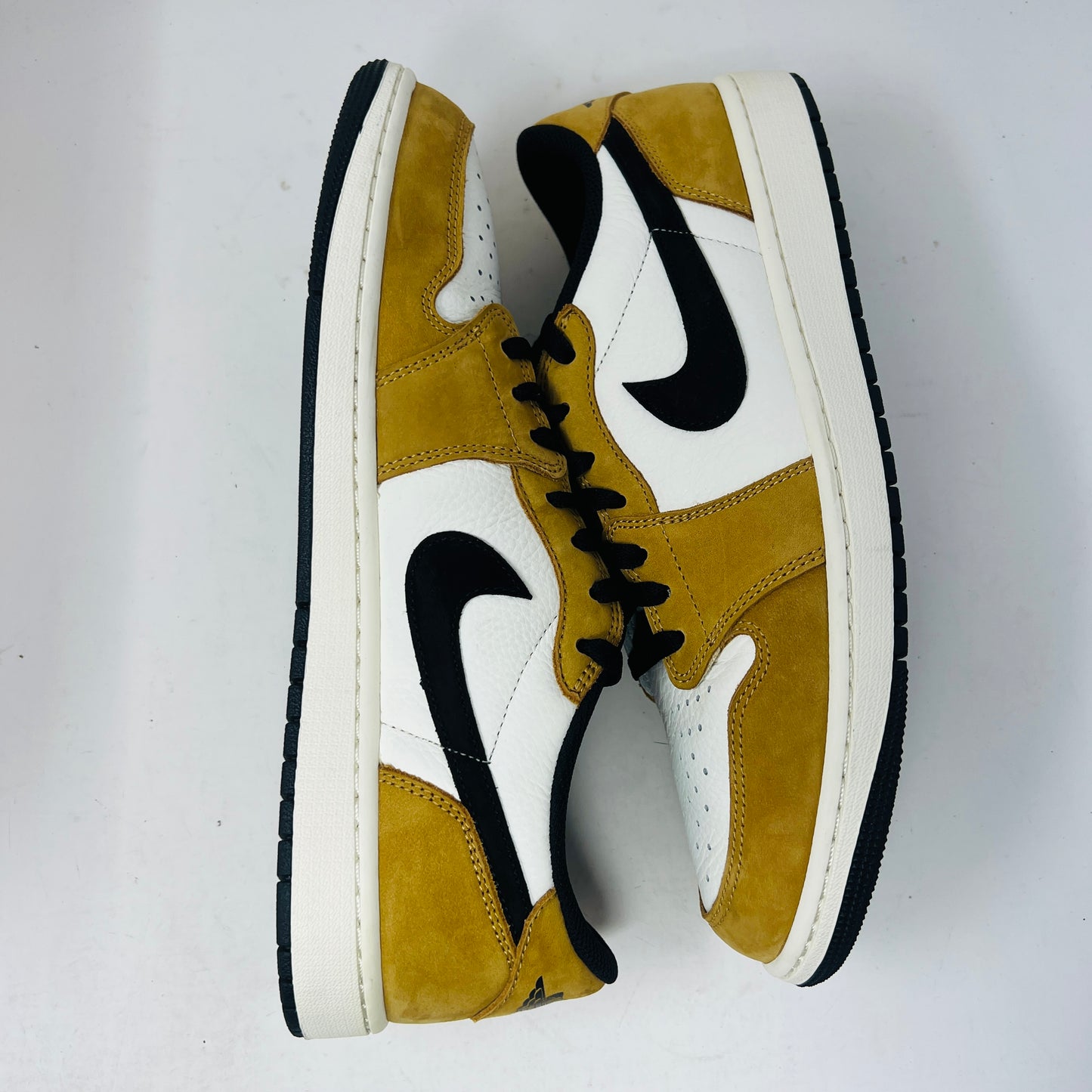 Jordan 1 Low OG Rookie of the Year