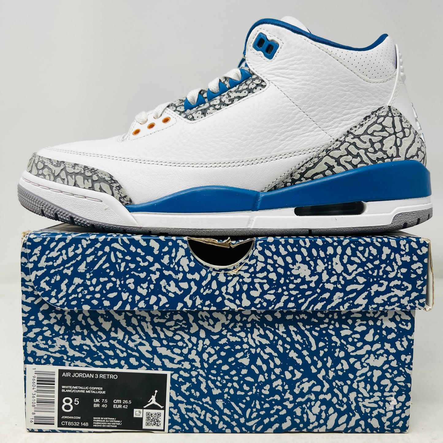 Jordan 3 Retro Wizards