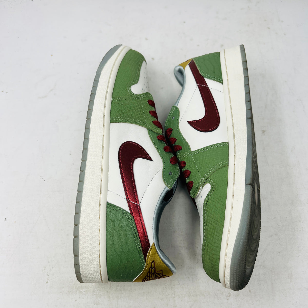 Jordan 1 Retro Low OG Year of the Dragon (2024)