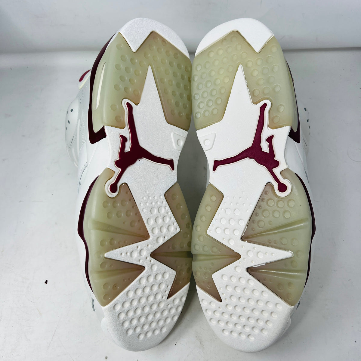 Jordan 6 Retro Maroon (2015)
