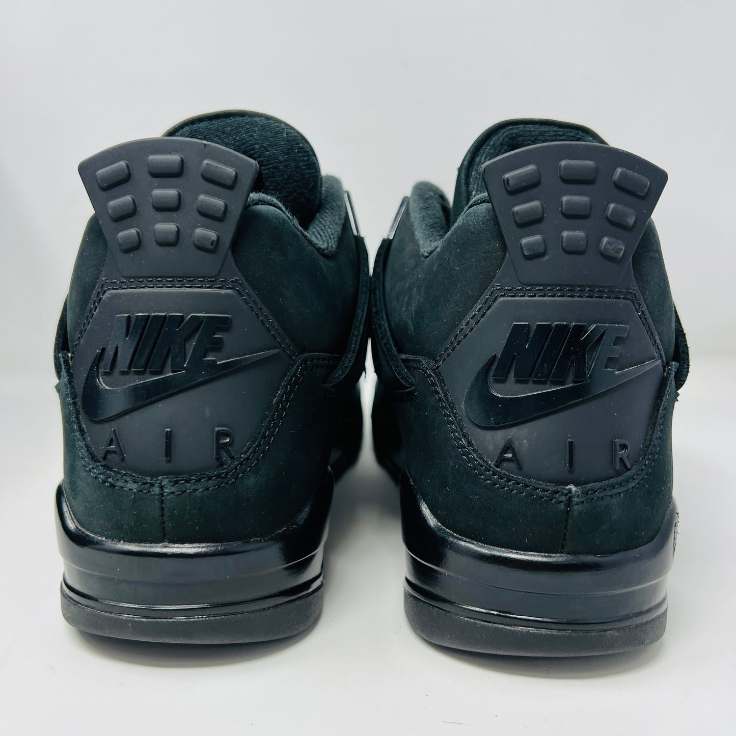 Jordan 4 Retro Black Cat (2025)