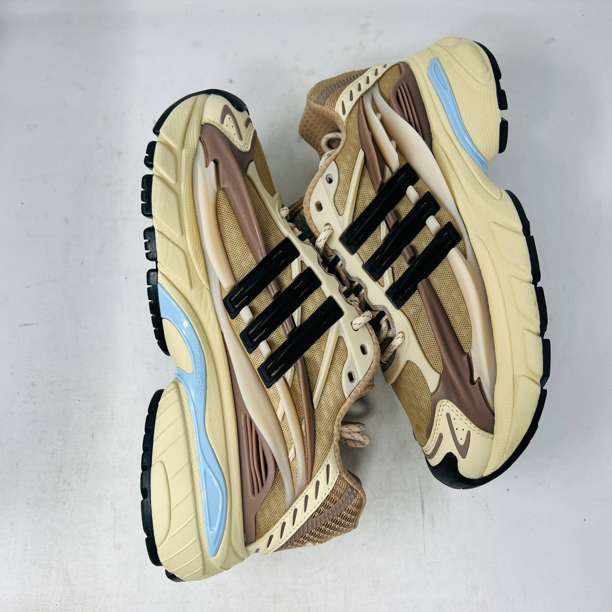 adidas Adistar Jellyfish Pharrell Williams Crystal Sand