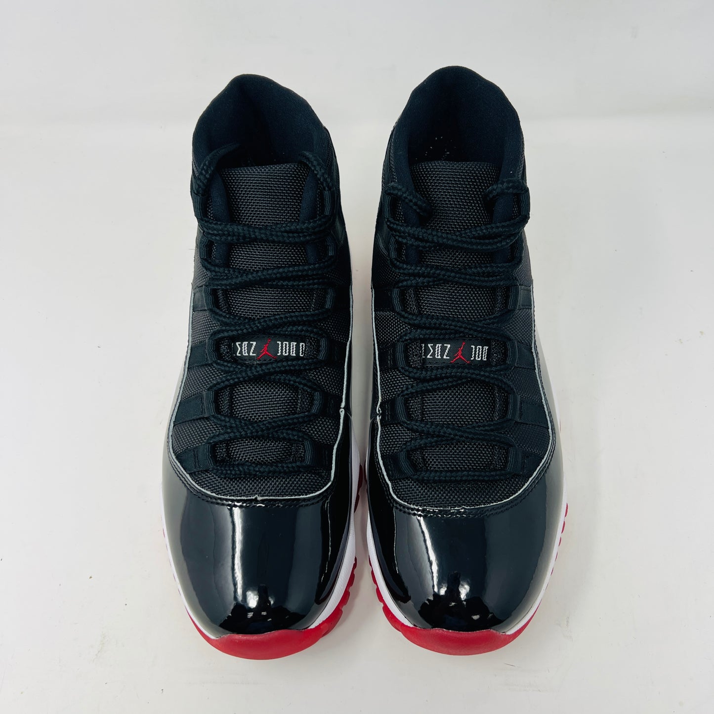 Jordan 11 Retro Playoffs Bred (2019)