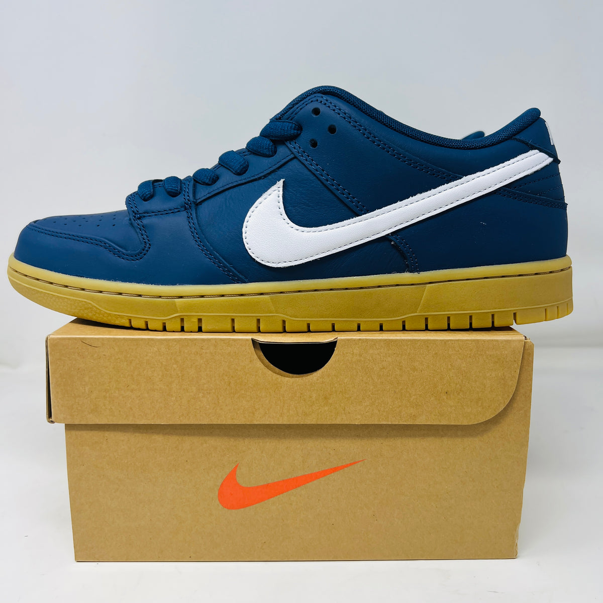Nike SB Dunk Low Navy Gum