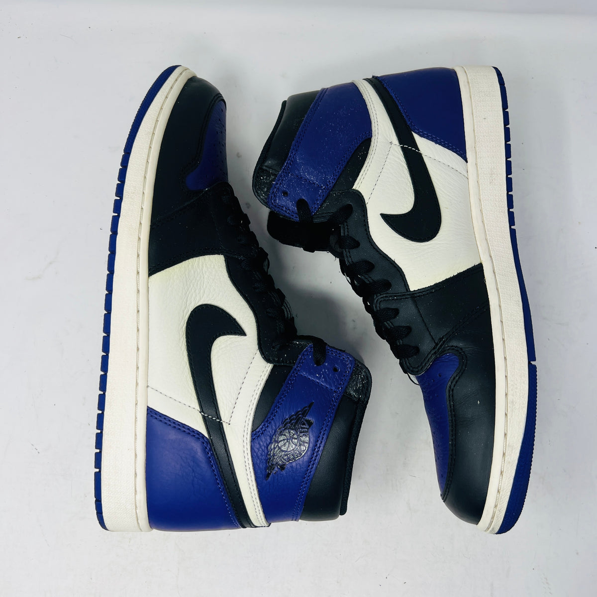 Jordan 1 Retro High Court Purple