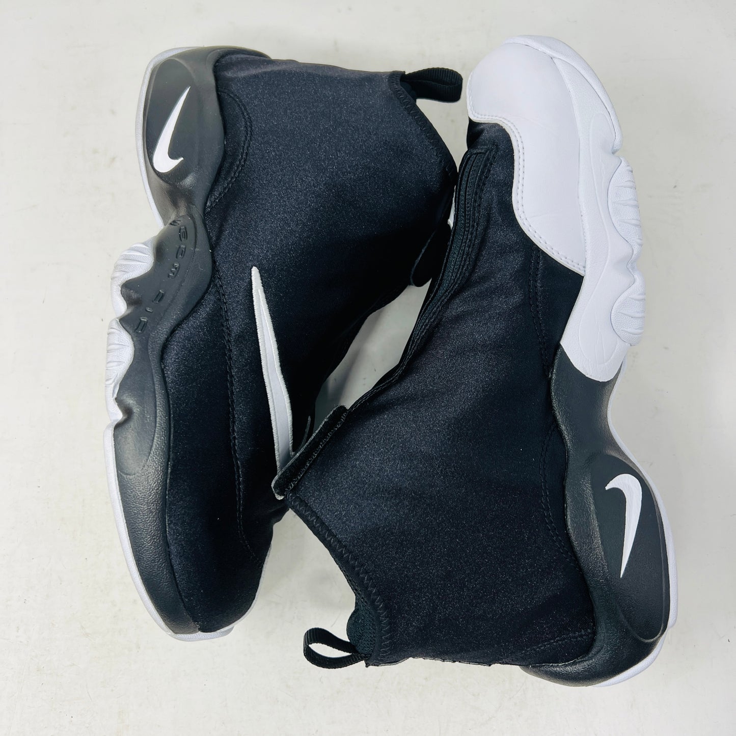 Nike Air Zoom Flight The Glove Black White OG (2026)