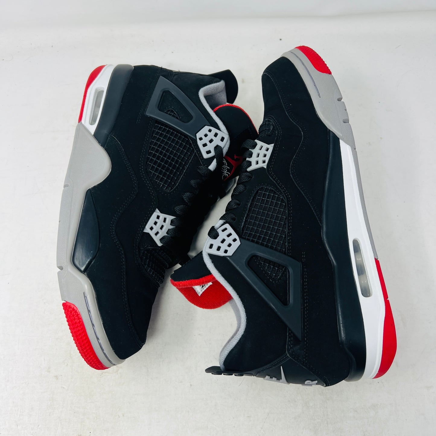 Jordan 4 Retro Bred (2019)