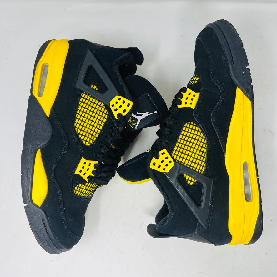 Jordan 4 Retro Thunder (2023)