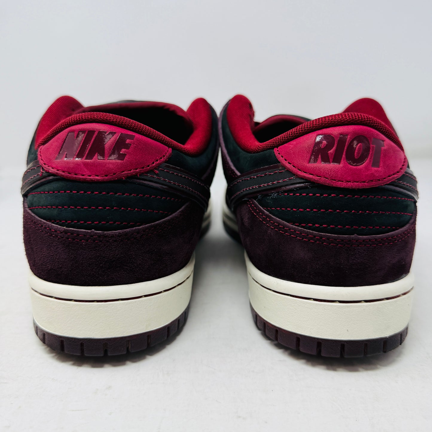 Nike SB Dunk Low Riot Skateshop