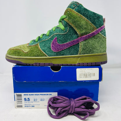 Nike SB Dunk High Skunk 420