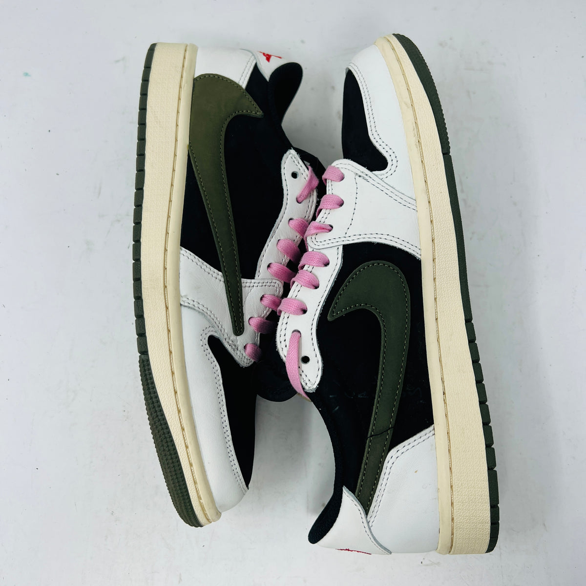Jordan 1 Retro Low OG SP Travis Scott Olive (Women's)