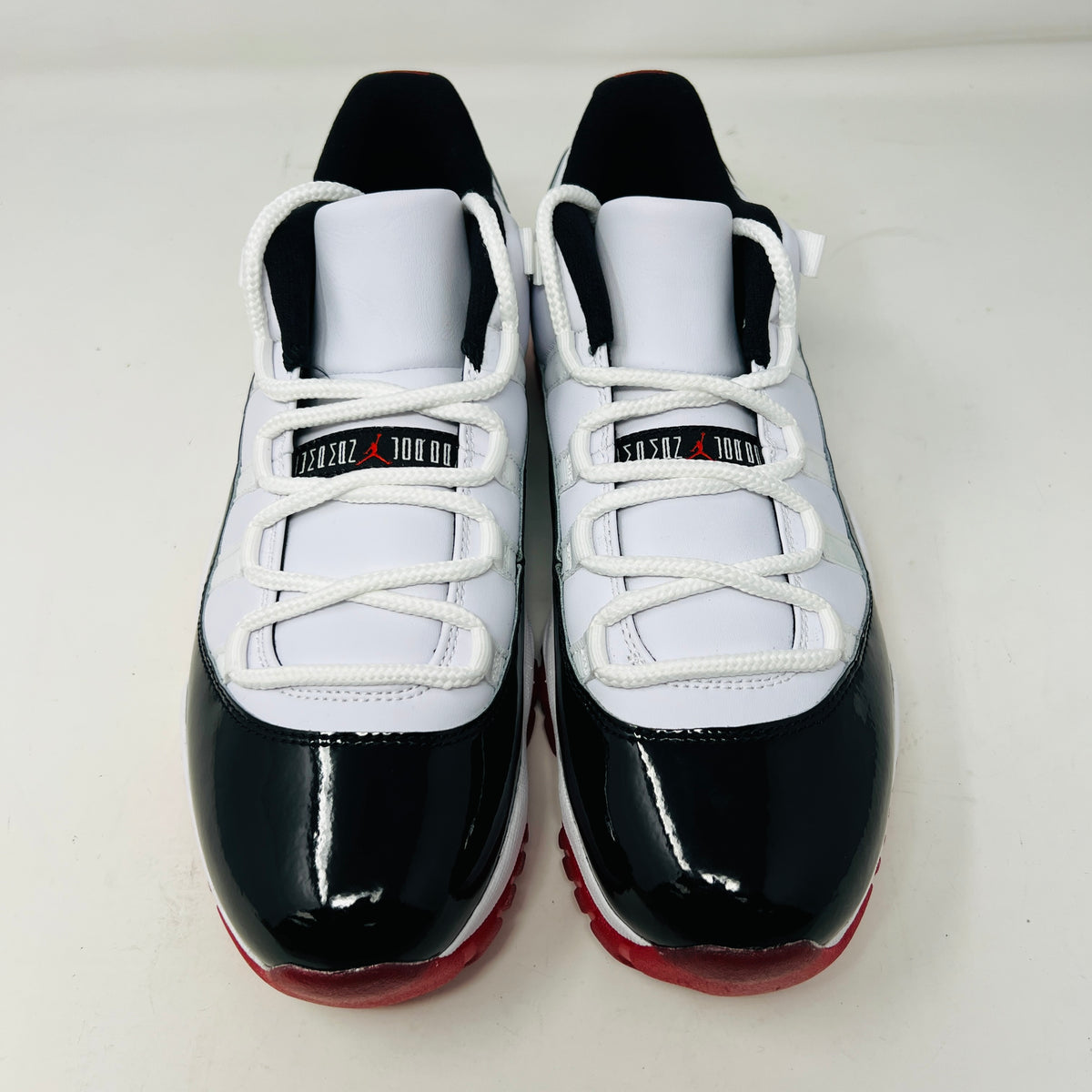 Jordan 11 Retro Low Concord Bred