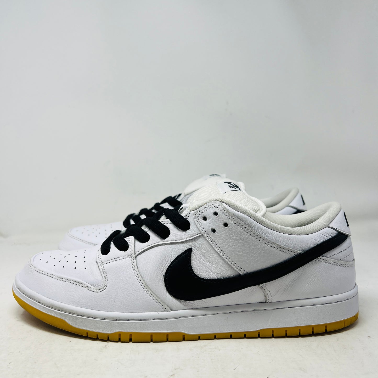 Nike SB Dunk Low Pro White Gum