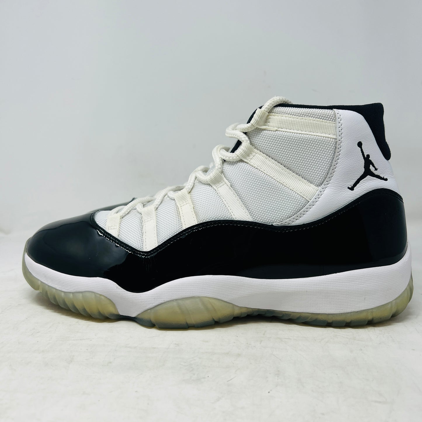 Jordan 11 Retro Concord (2018)