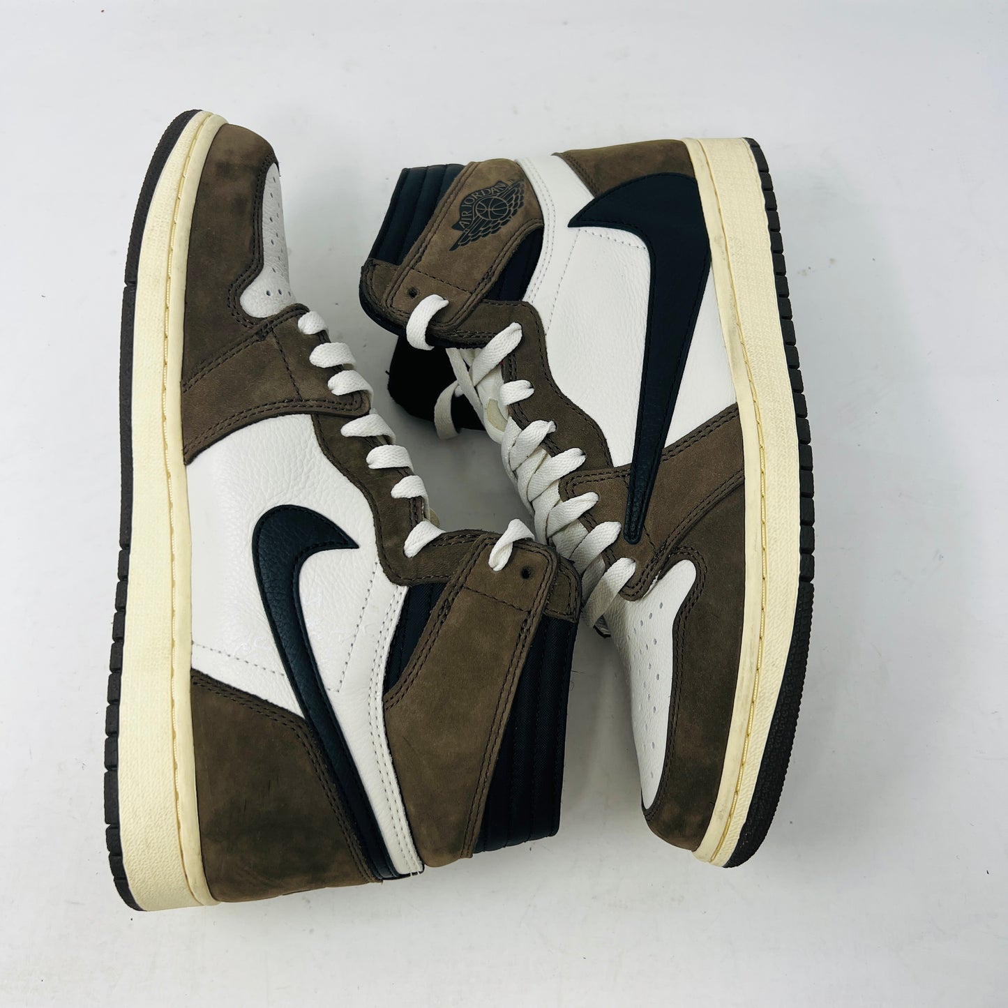 Jordan 1 Retro High OG SP Travis Scott Mocha