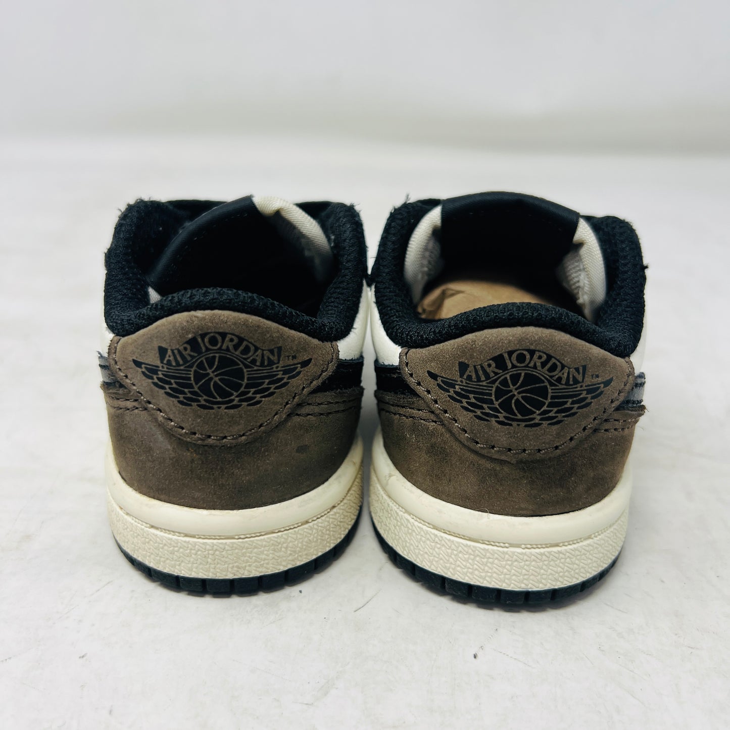 Jordan 1 Retro Low OG Mocha (TD)