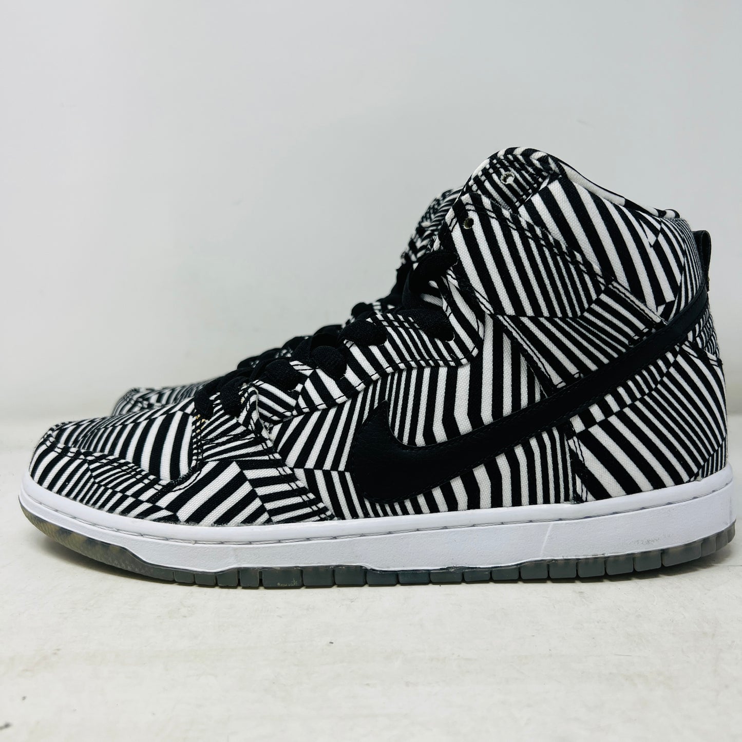 Nike SB Dunk High Concept Car