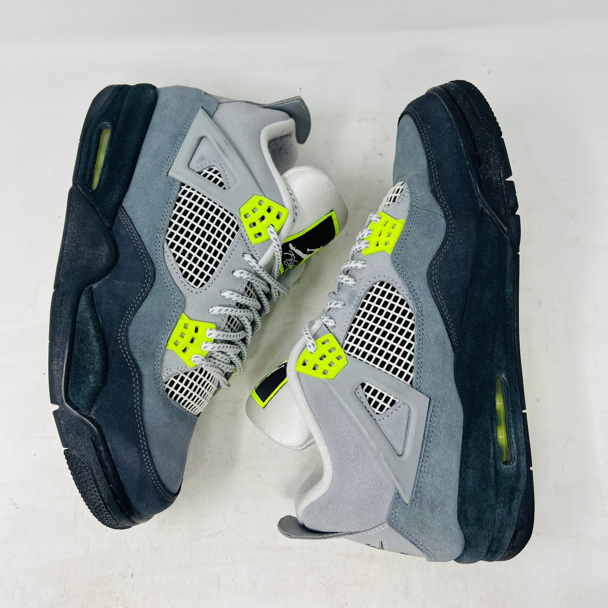 Jordan 4 Retro SE 95 Neon