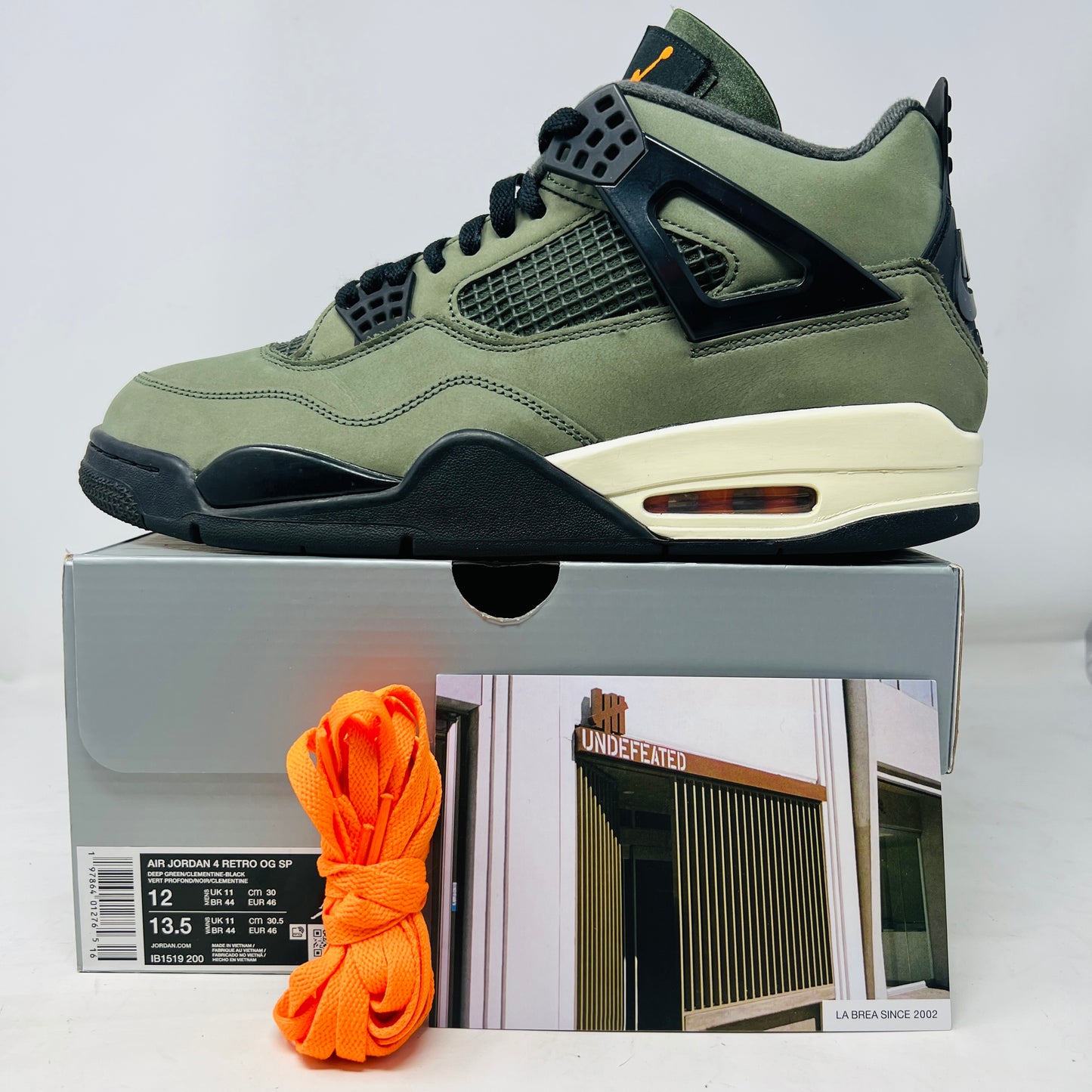 Jordan 4 Retro OG SP Undefeated (2025)