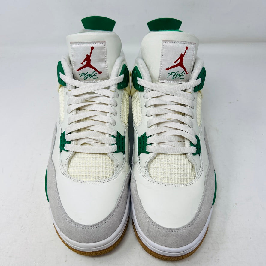 Jordan 4 Retro SB Pine Green